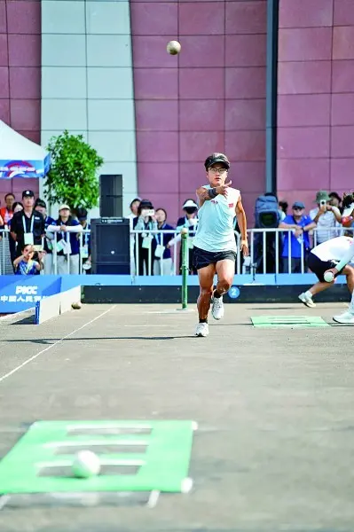 夺得银牌, 相比之下 夺得银牌, 相比之下