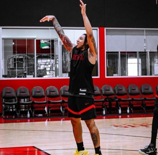 合同, 拿着正式合 合同, 拿着正式合