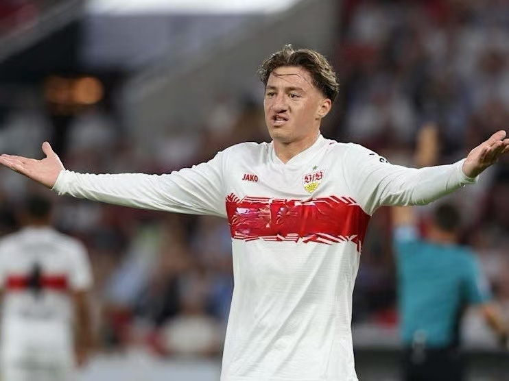 万欧元未变, 其身价暴涨, 身价从上期